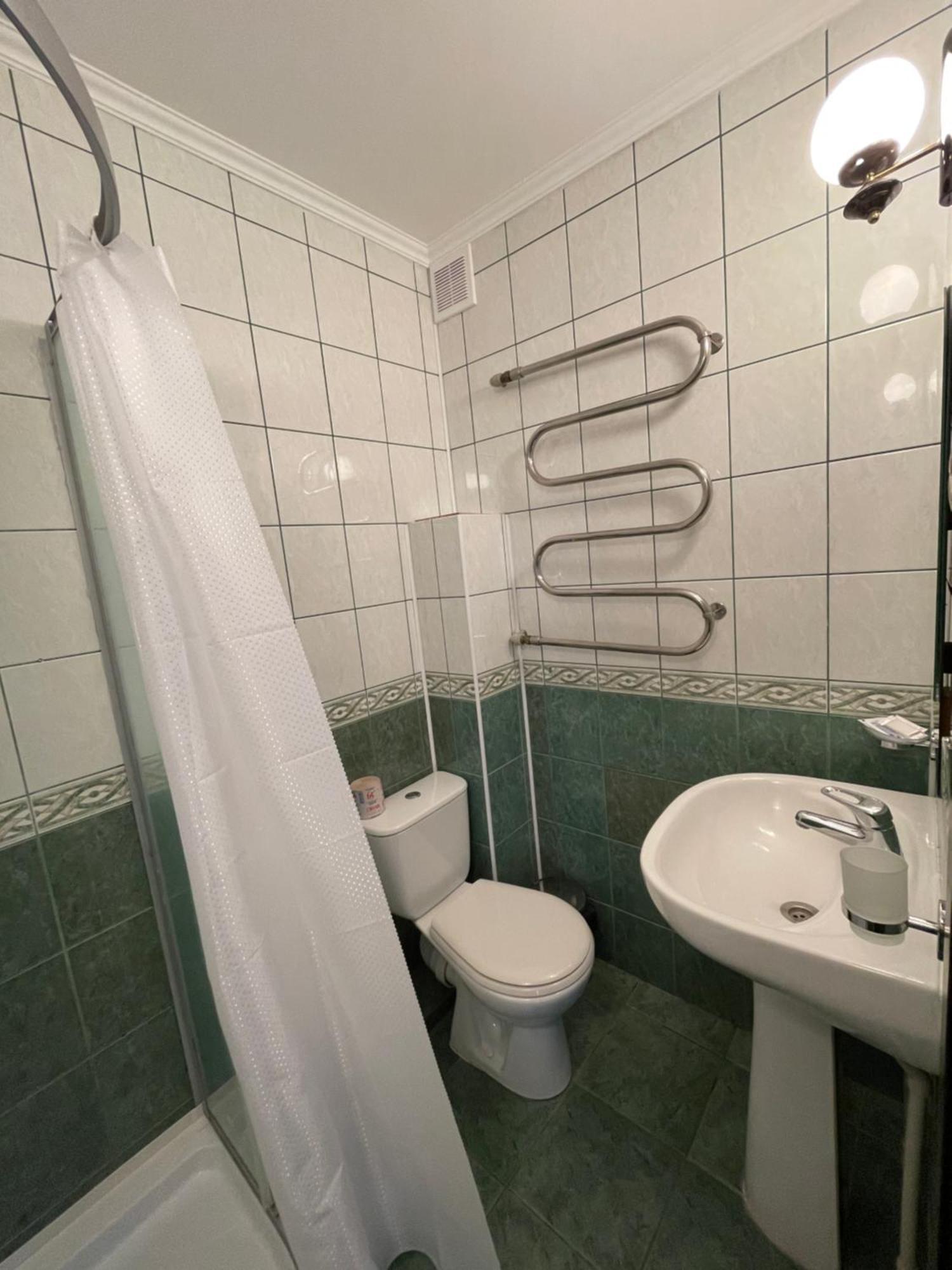 Готель "Дубно" 部屋 写真